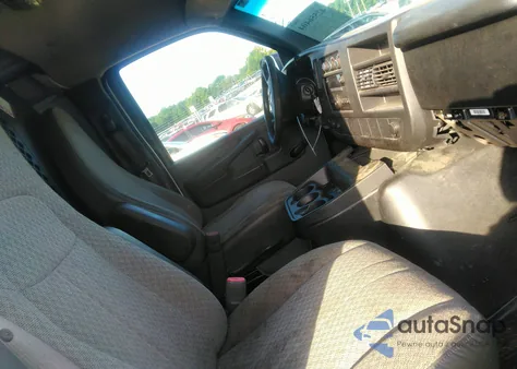 2011 Chevrolet Express 2500 Work Van from USA, damaged, VIN 1GCWGFBA3B1188413